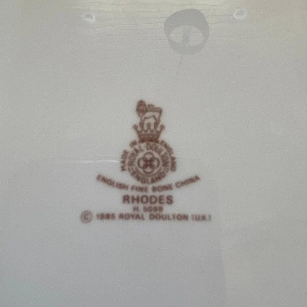 Royal Doulton RHODES Dinner Plate Fine Bone‎ China England